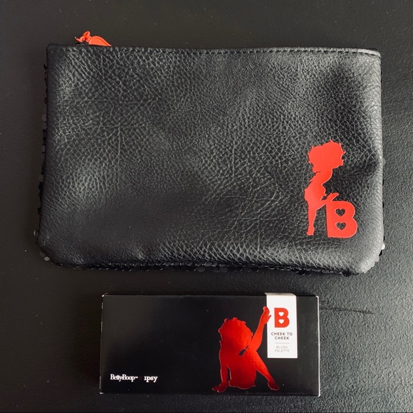 Betty Boop x Ipsy Plus Bag + Cheek to Cheek Blush - Picture 1 of 8
